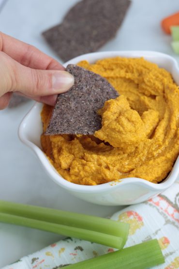 This no bean hummus is a wonderful paleo, vegan, and whole30 Super Bowl snack!